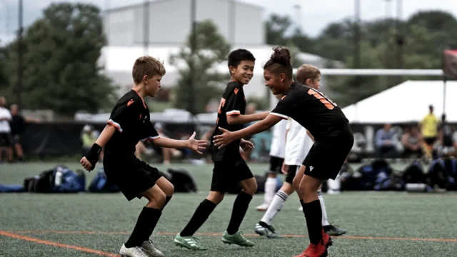 633f4318166e266329d6fce3_Academy-Loudoun-1.webp